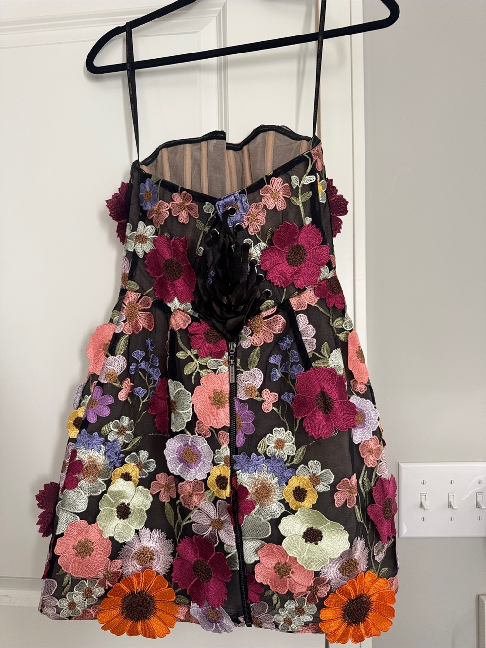$750 Bronx and Banco 3D Jasmine dress - Picture 2 of 3